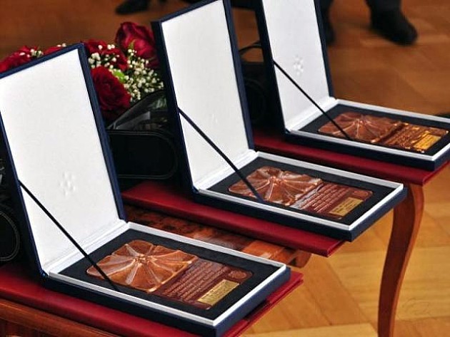 Čak 19 predloga za Oktobarsku nagradu i Novembarsku povelju, među njima i novosadski studenti i Patrik Drid