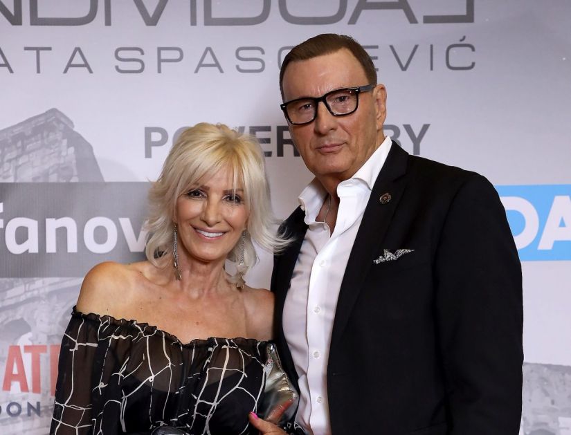 Cakani se u trenutku srušio svet: Mislila je da ima savršen brak, ali onda se druga žena umešala između nje i Nebojše