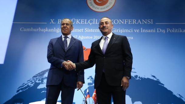 Čavušoglu i Lavrov: Naši bilateralni odnosi prate pozitivan trend na svakom nivou