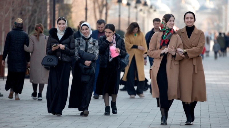 Čečenija formira grupe kojima dominiraju muškarci kako bi unaprijedila interese žena
