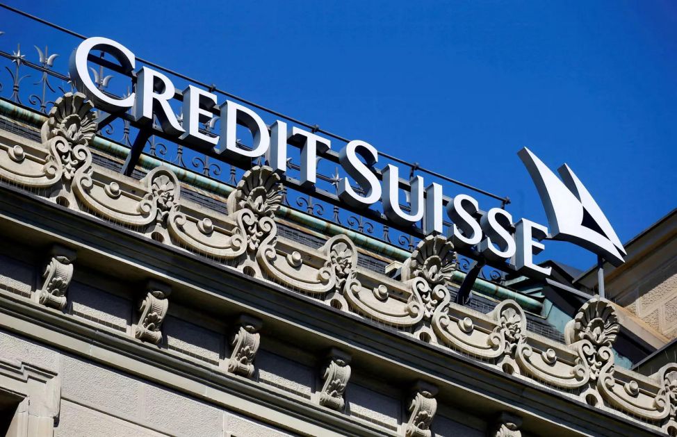 Čelnici Credit Suisse ostali bez bonusa