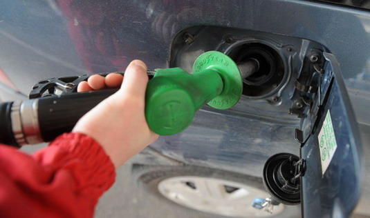 Cene goriva na benzinskim stanicama u Srbiji u proteklih sedam dana dodatno smanjene