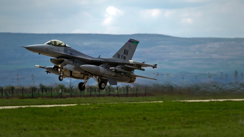 Češka će patrolirati vazdušnim prostorom Slovačke, kaže premijer Fijala