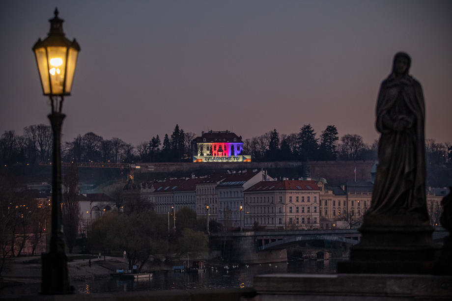 Češka ukida PDV na struju i gas za novembar i decembar