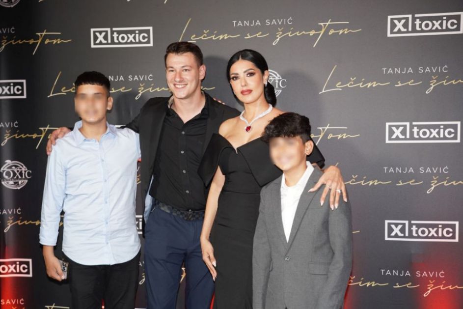 Čestitamo! U domu Tanje Savić se slavi, sin Đorđe najsrećniji FOTO