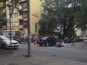 Četiri osobe povređene u udesu u Vardarskoj u Nišu