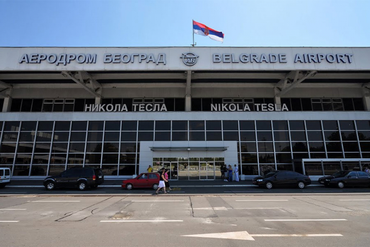 Četvoromilioniti putnik na beogradskom aerodromu