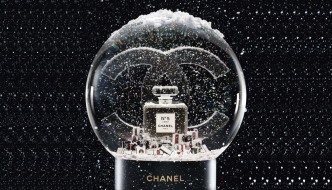Chanel No 5 LEau stiže u čarobnom blagdanskom izdanju