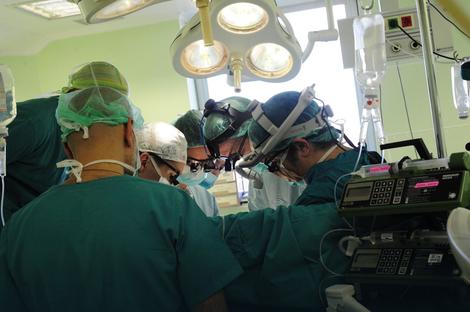 Cifre koje se izdvajaju za lečenje su VRTOGLAVE: Ista operacija u košta FBiH 342, a u Srpskoj 2.200 KM