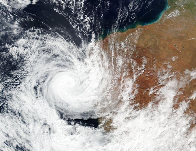 Ciklon u Australiji ostavio hiljade domaćinstava bez struje