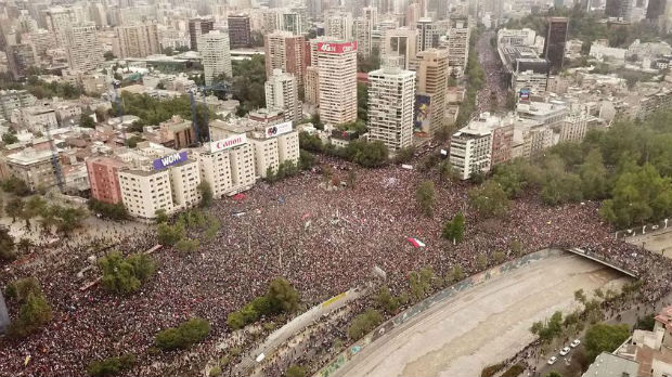 Čile, revolucija zbog 30 pezosa