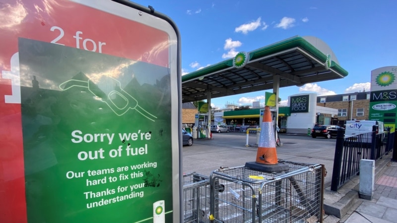 Čitamo vam: Panika na putevima Britanije zbog goriva