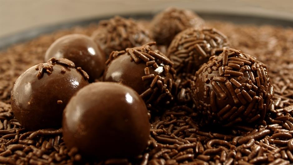 Čokoladne kuglice sa bademima