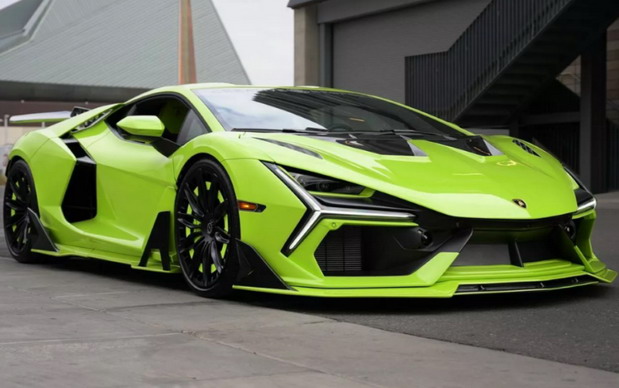 Creative Bespoke Lamborghini Revuelto