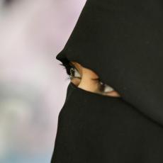 Crna Gora: Dozvoljeno nošenje hidžaba i brojanica