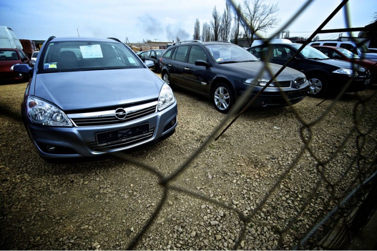 Crna Gora spušta rampu za uvoz starih vozila
