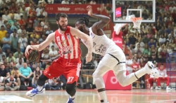 Crvena zvezda pobedila Partizan i povela u finalnoj seriji