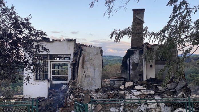 Crveni krst počinje isplatu pomoći domaćinstvima pogođenim požarima u Prokuplju, Kuršumliji i Žitorađi
