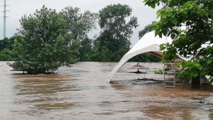Crveni krst upućuje 6,1 tonu pomoći ugroženima u poplavama