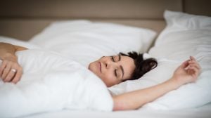 Čudesni hormon sna: Da li melatonin zaista pomaže i koliko dugo smete da ga pijete
