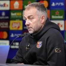 DA LI NAVIJAČI BARSELONE MORAJU DA SE ZABRINU? Flik izbegava priče o novom ugovoru