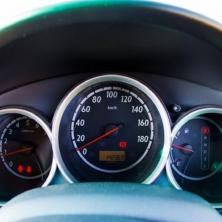 DA NE DOĐE DO ZABUNE: Ko tačnije pokazuje brzinu vozila - brzinomeri ili aplikacije za navigaciju?
