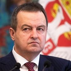 DAČIĆ O HAPŠENJU ISPRED SKUPŠTINE: Vladimi Škundrić koji je priveden nema nikakve veze sa SPS