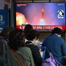 DAN UOČI POSETE POTPREDSEDNICE SAD: Severna Koreja ispalila balističku raketu ka obali Južne Koreje