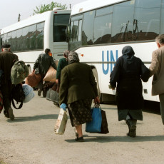 DANAS JE SVETSKI DAN IZBEGLICA: Srbi deo kolektivne tragedije čovečanstva, mnogi i danas ne mogu da se vrate svojim kućama