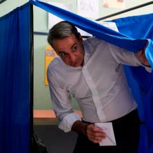 DANAS SE ODLUČUJE IZMEĐU APSOLUTNE VLASTI I JAKE OPOZCIJE: Na parlamentarnim izborima u Grčkoj glasali i Micotakis i Cipras
