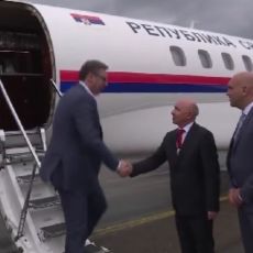 DAVOS U 55 SEKUNDI Predsednik Vučić objavio novi snimak, evo kako je izgledalo putovanje (VIDEO)