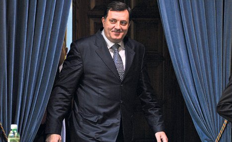 DEDA PO PETI PUT: Milorad Dodik dobio unuku Niku