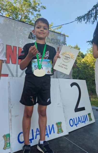 “DEER RUNNERS” ИСТРЧАЛИ УСПЕШНО ХУМАНИТАРНУ ТРКУ У ОЏАЦИМА