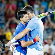 DELPO NEMA DILEMU: Samo će NOLE i ON odlučivati o TROFEJIMA (FOTO)