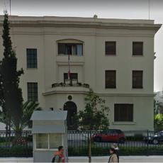 DETALJI NAPADA NA SRPSKU AMBASADU U GRČKOJ: Razvalio vrata, uleteo u konzulat i krenuo da lomi INVENTAR!