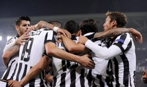 DIGLA SE PRAŠINA UOČI PRAVOG SPEKTAKLA: Juventus i Čelsi igraju u sredu, a oba tima su ‘zagrizla’ za ovog fudbalera!