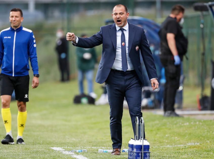 DO TITULE BEZ PORAZA: Italijanski mediji posvetili veliku pažnju prvom trenerskom trofeju Dejana Stankovića (FOTO)