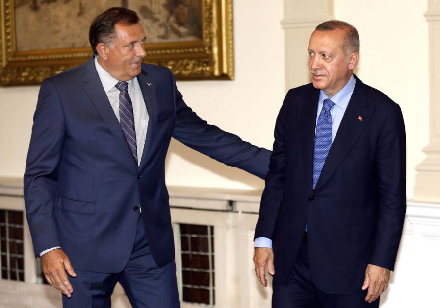 DODIK I ERDOGAN RAZGOVARALI TELEFONOM: Turski predsednik zadovoljan zbog formiranja Saveta ministara