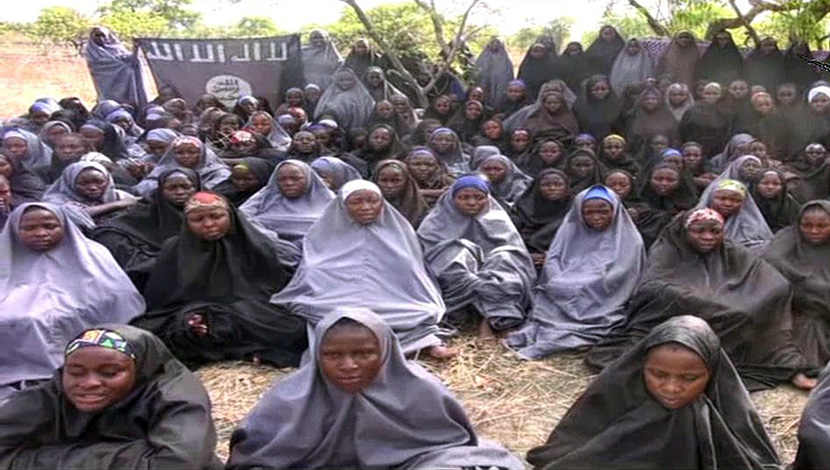 DOKAZ DA SU ŽIVE: Boko Haram objavio novi snimak devojčica kidnapovanih pre dve godine! (VIDEO)