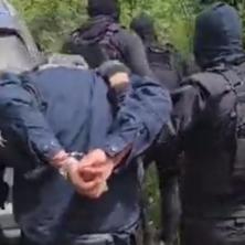DOLE, BRE, DOLE GLAVU: Pogledajte snimak hapšenja Kurtijevih specijalaca (VIDEO)