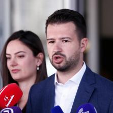 DOŠAO JE KRAJ MILOVOM PUSTOŠENJU Milatović nastavio kampanju pred drugi krug izbora u Crnoj Gori