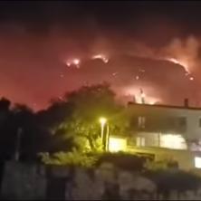 DRAMA IZNAD DUBROVNIKA! Požari gutaju šume, kuće u opasnosti, dva kanadera kreću u akciju (VIDEO)