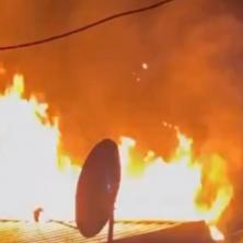 DRAMA U MIRIJEVU! Crni dim kulja iz lokala: Vatrogasne ekipe i Hitna pomoć na terenu (VIDEO)