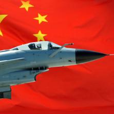 DRAMA NA NEBU: Kineski avion izveo agresivni manevar pred američkim avionom (VIDEO)