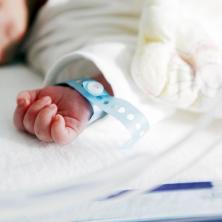 DRAMA U BOLNICI! Nestala novorođena beba, policija intezivno traga za roditeljima 