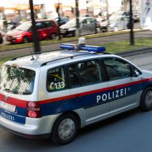 DRAMATIČAN INCIDENT U BEČU: Srbin uhapšen nakon pretnji bivšoj devojci - EVO kako je pokušao da pobegne policiji!