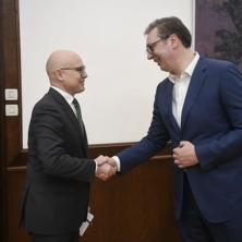 DRŽAVNIČKI: Tandem Vučić-Vučević mudro radi na snažnoj privrednoj saradnji, on je odgovor na pritiske, ucene i pretnje