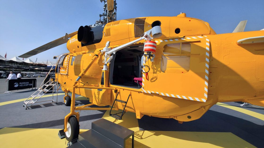 [DUBAI AIRSHOW 2025] Obilazak modernizovanog ruskog vatrogasnog helikoptera Ka-32A11M: Moguće je modernizovati i srpske starije verzije