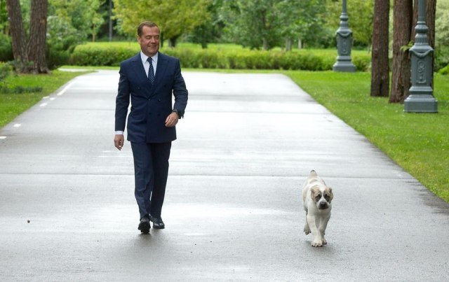 DW: Šta Medvedev donosi u Beograd?