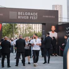 DŽON LEDŽEND ODUŠEVIO BEOGRAD: SPEKTAKULARNO OTVOREN BELGRADE RIVER FEST 2025!